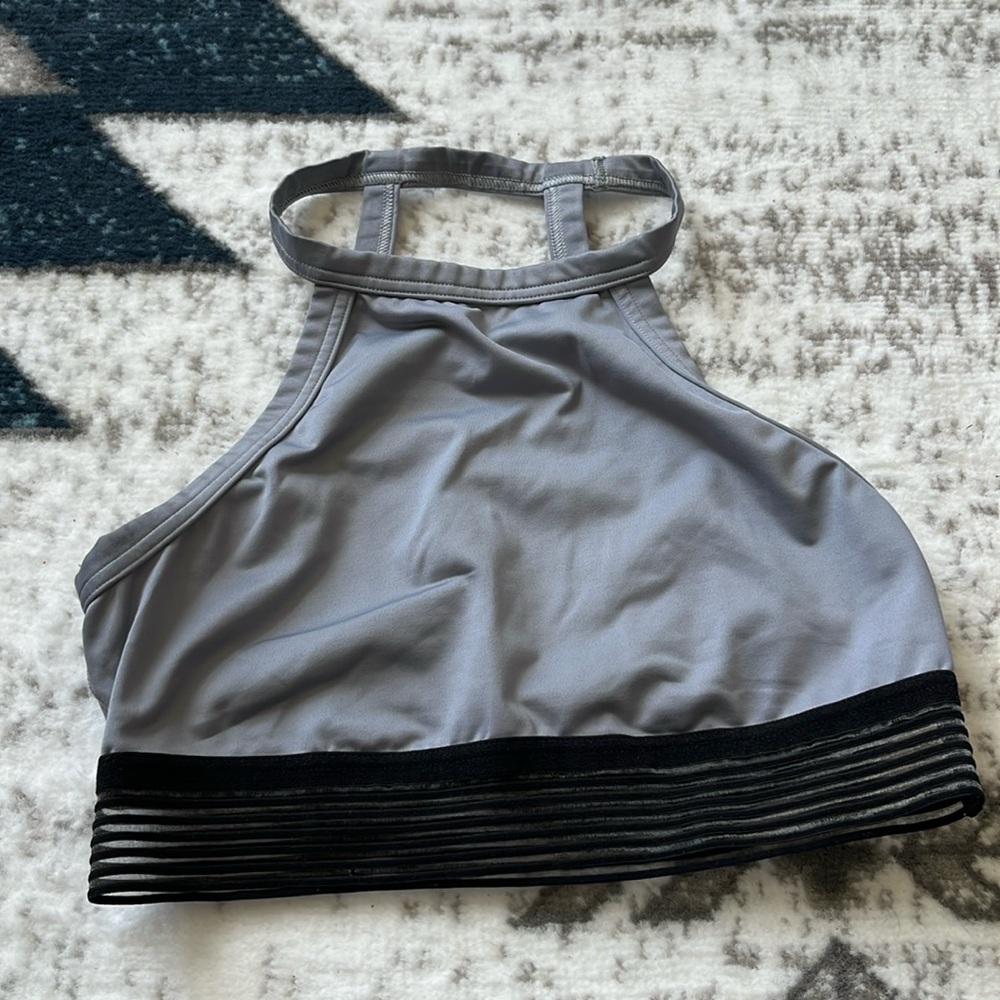Vs bra